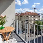 Schoenes Studio im Zentrum